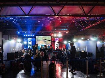 Hvorfor er Counter-Strike en så langvarig e-sport-tittel?